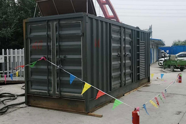 路北发电机租赁空气滤清器多久更换一次？
